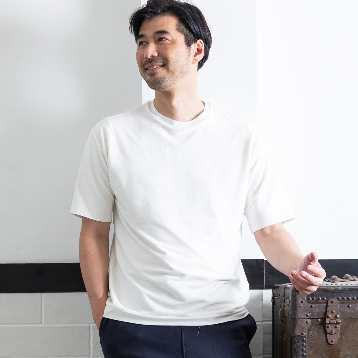 【DaiGoさん着用サイズ】Suvin Gold Tシャツ ブラック XLサイズ 480817-6_1200x.jpg?v=1744871360