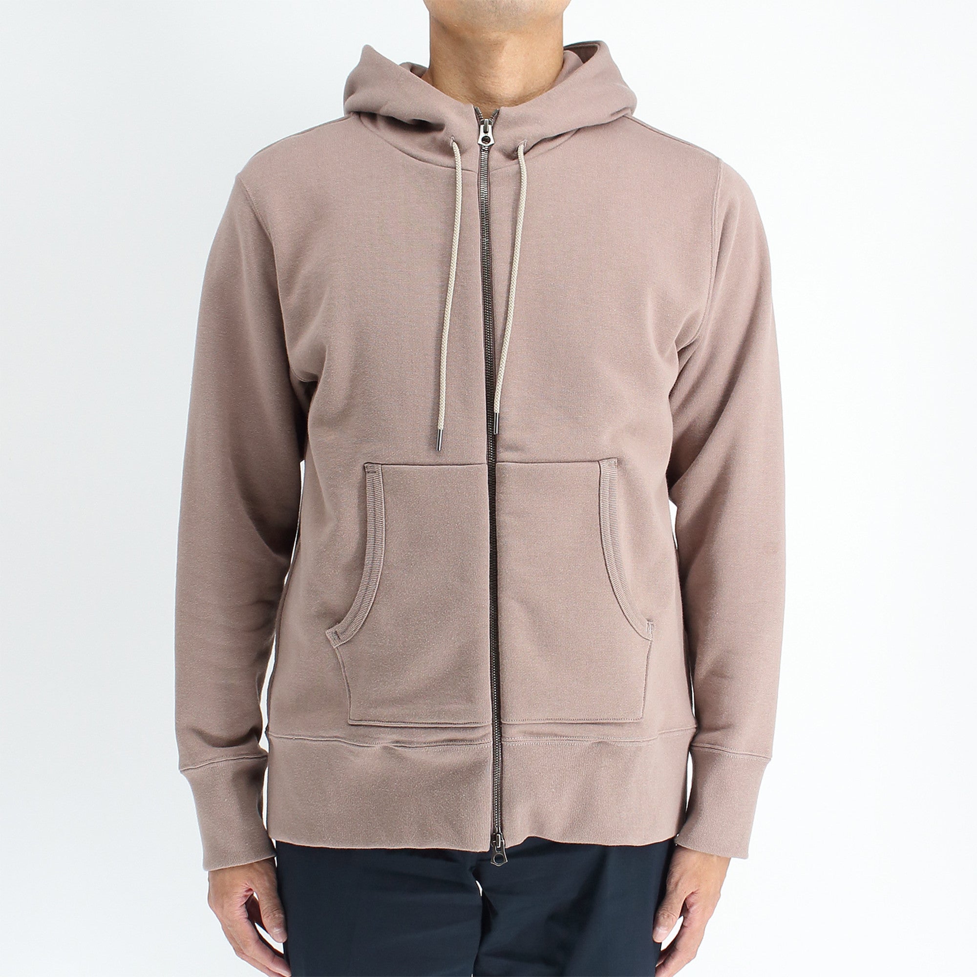 シーアイランドコットンを使用した吊裏毛のジップアップパーカー