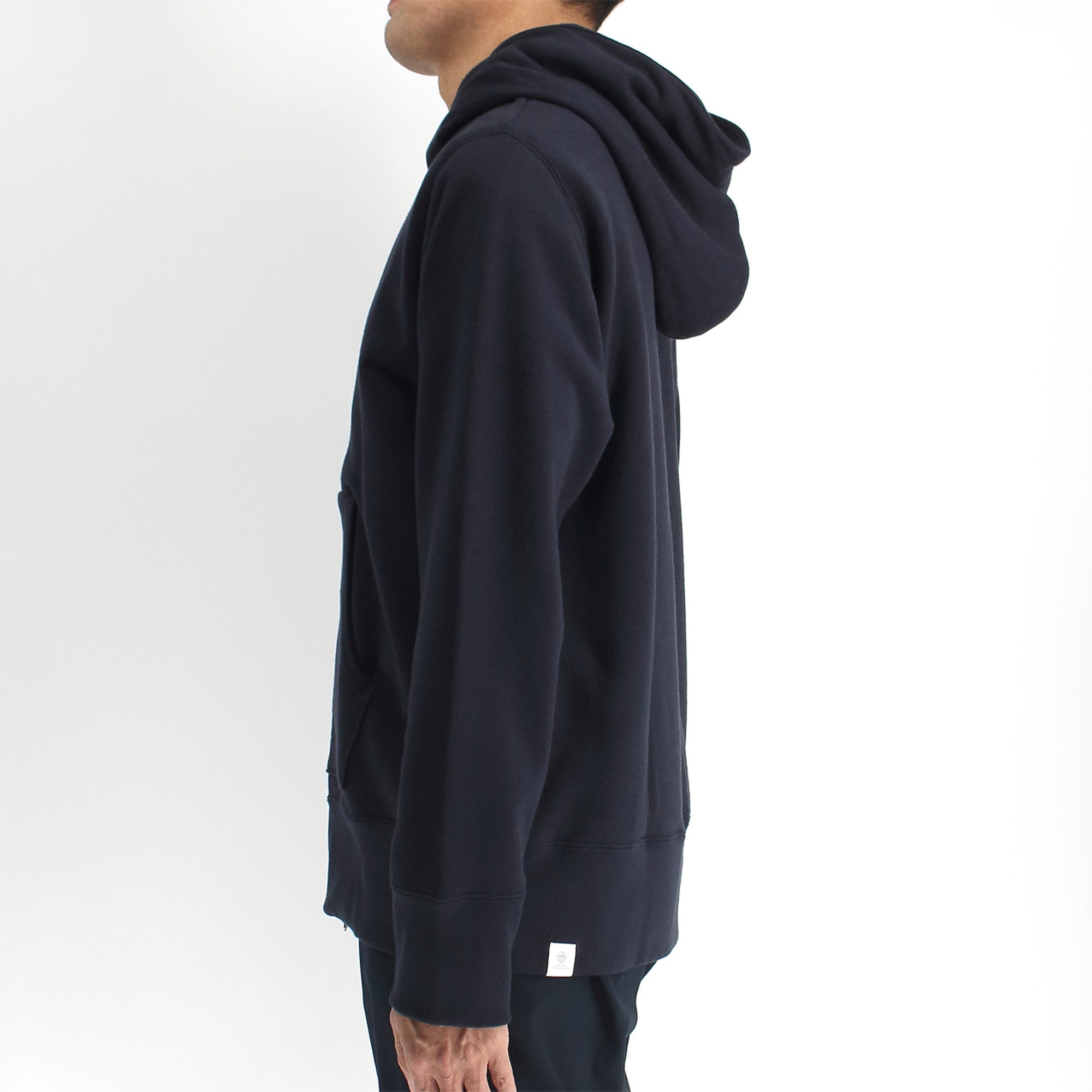 シーアイランドコットンを使用した吊裏毛のジップアップパーカー